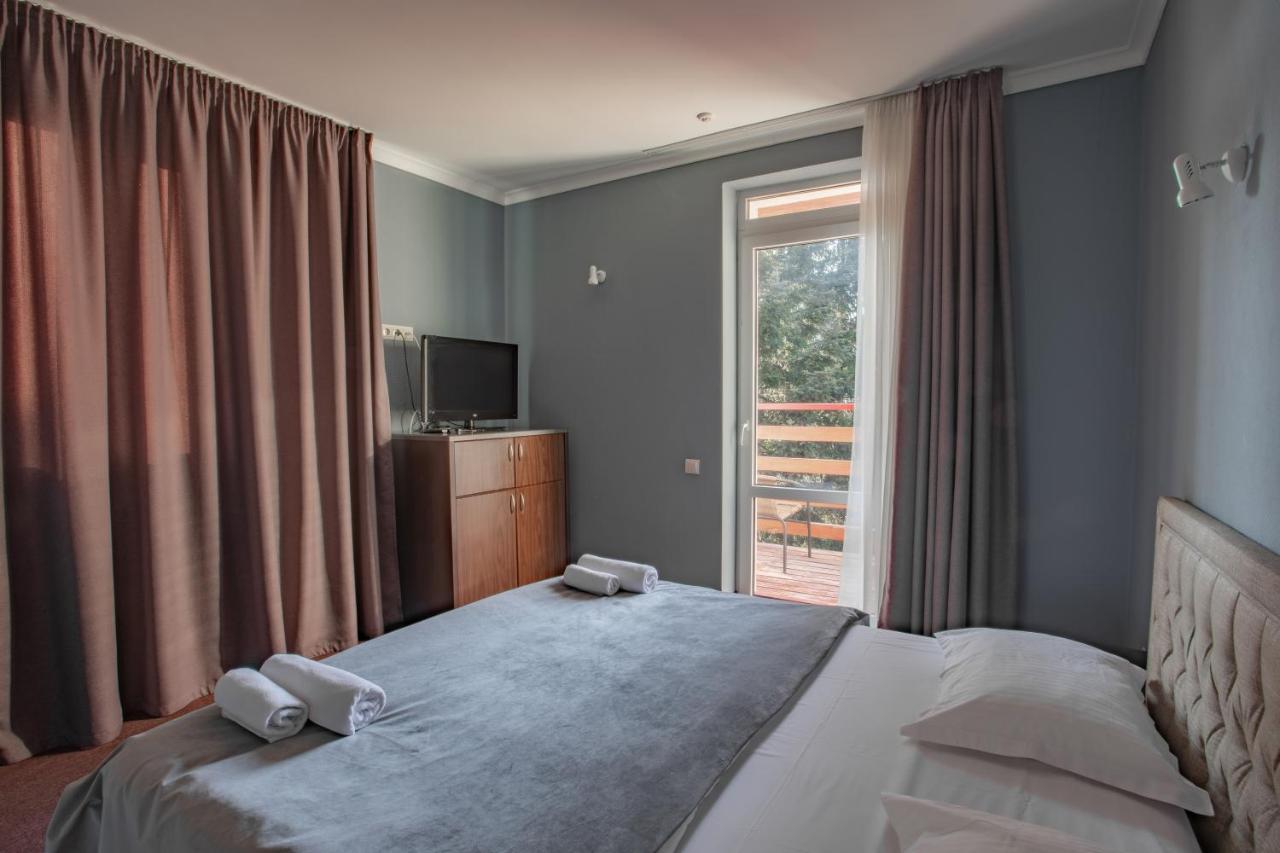 Wellland Hotel Yaremtche Extérieur photo
